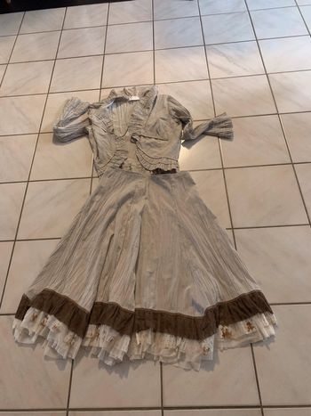 Ensemble femme taille 42 jupe et boléro