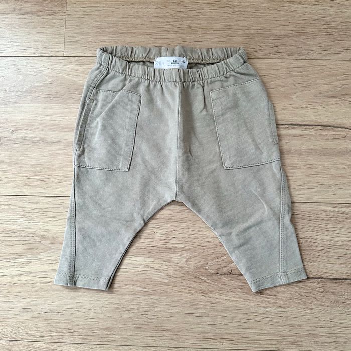 Pantalons Zara bleu et beige taille 1-3 mois - photo numéro 4