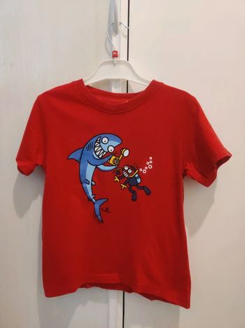 T shirt 4/5 ans