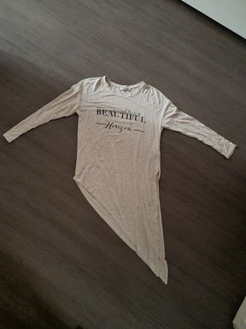 Tee shirt asymetrique