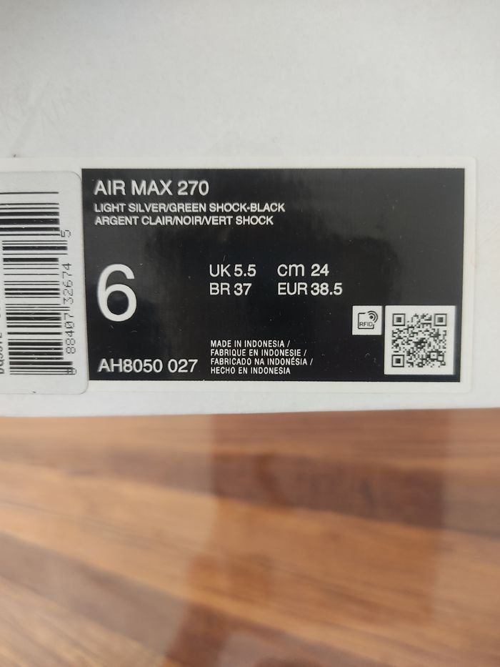 Baskets Nike air max 270 T 38.5 - photo numéro 8