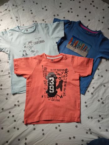 Lot de 3tee shirt 5ans