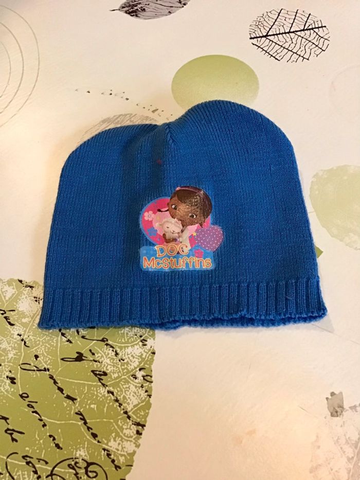 Bonnet enfants Disney doc Mc Stuffins taille2/3 ans