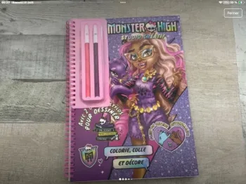 Neuf Livre création design monster high