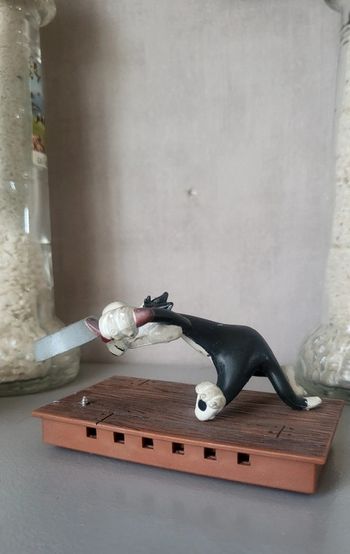 Figurine voiture Gros Minet vintage 1999 ( manque Titi )