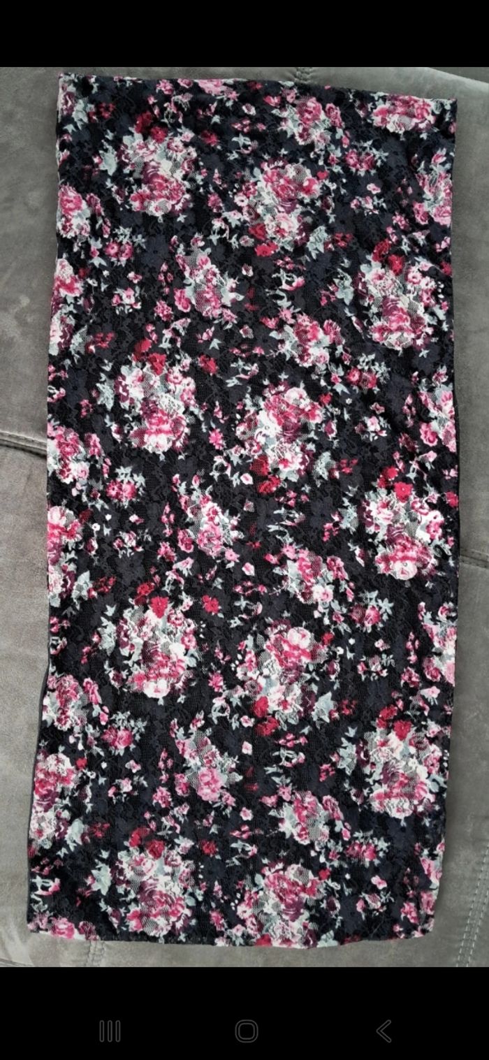 Tour de cou dentelle fleurie