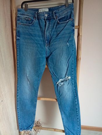 Skinny stradivarius