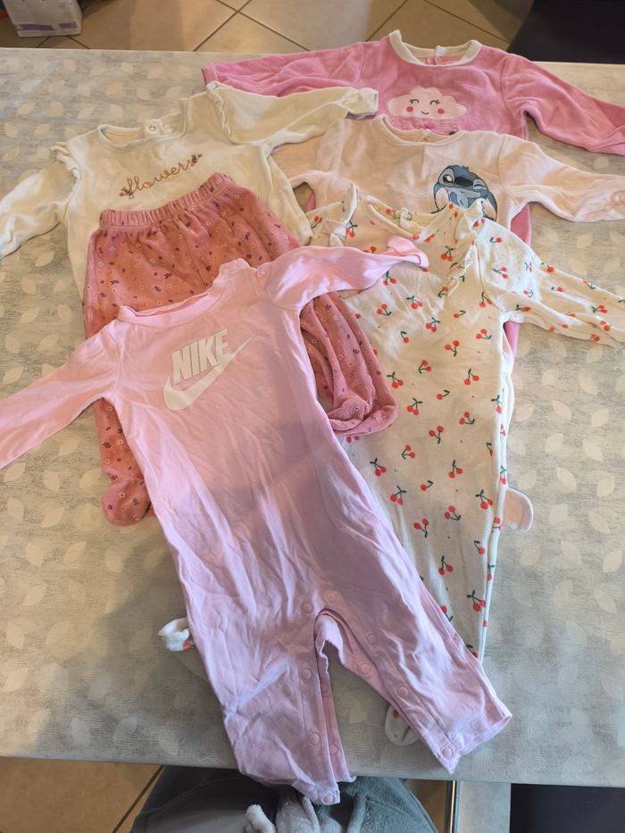 Vêtements bébé 9 mois - photo numéro 3