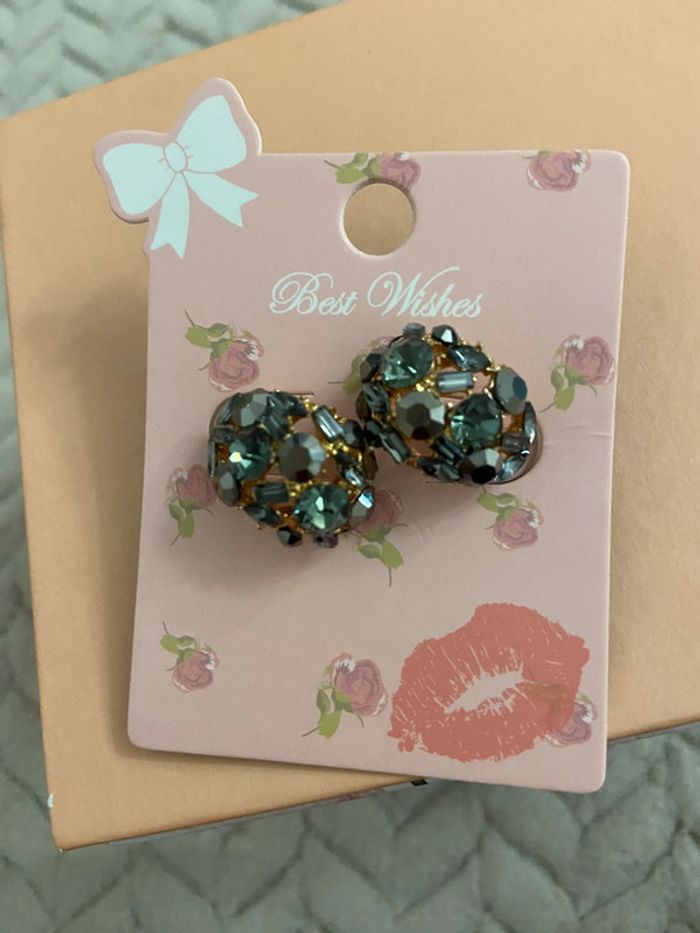🌼Boucles d’oreilles serties de cristaux🌼 - photo numéro 4