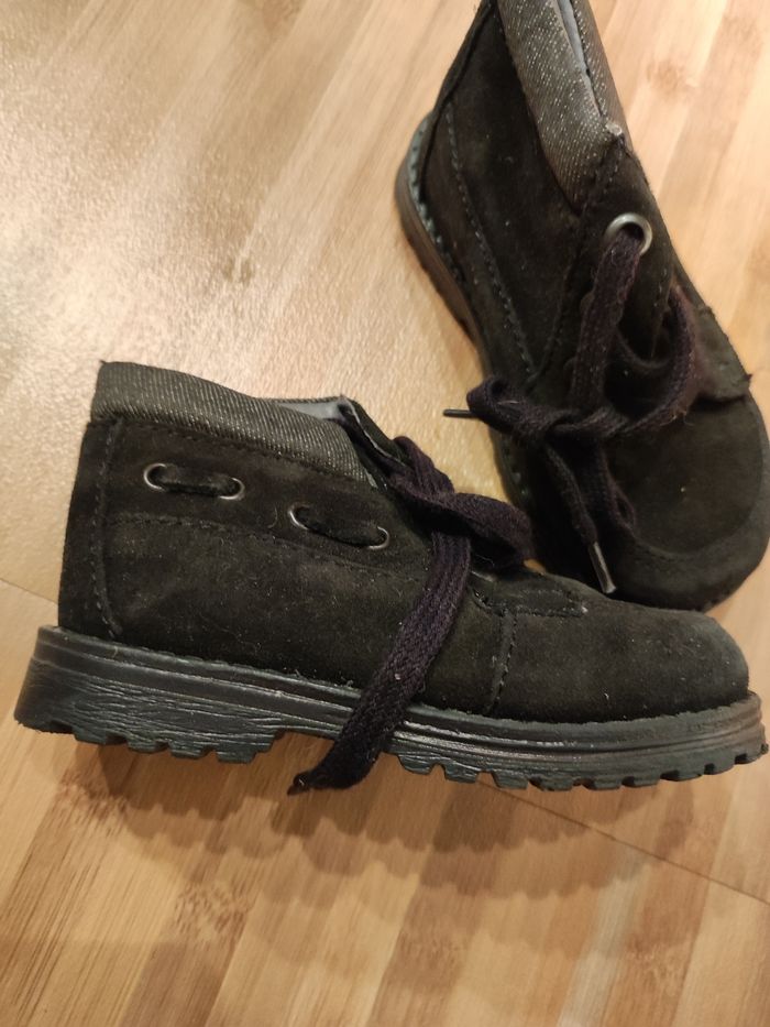 Chaussures neuf 22 - photo numéro 2