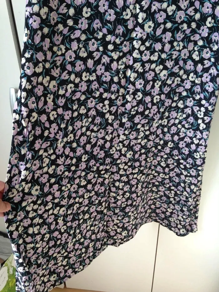 Robe longue col V manches 3/4 fleuries fluide 40 MNG - photo numéro 5