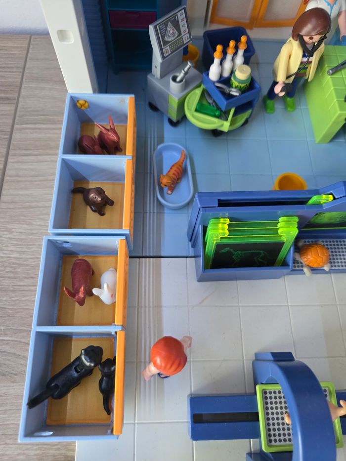 Lot playmobil centre vétérinaire - photo numéro 3