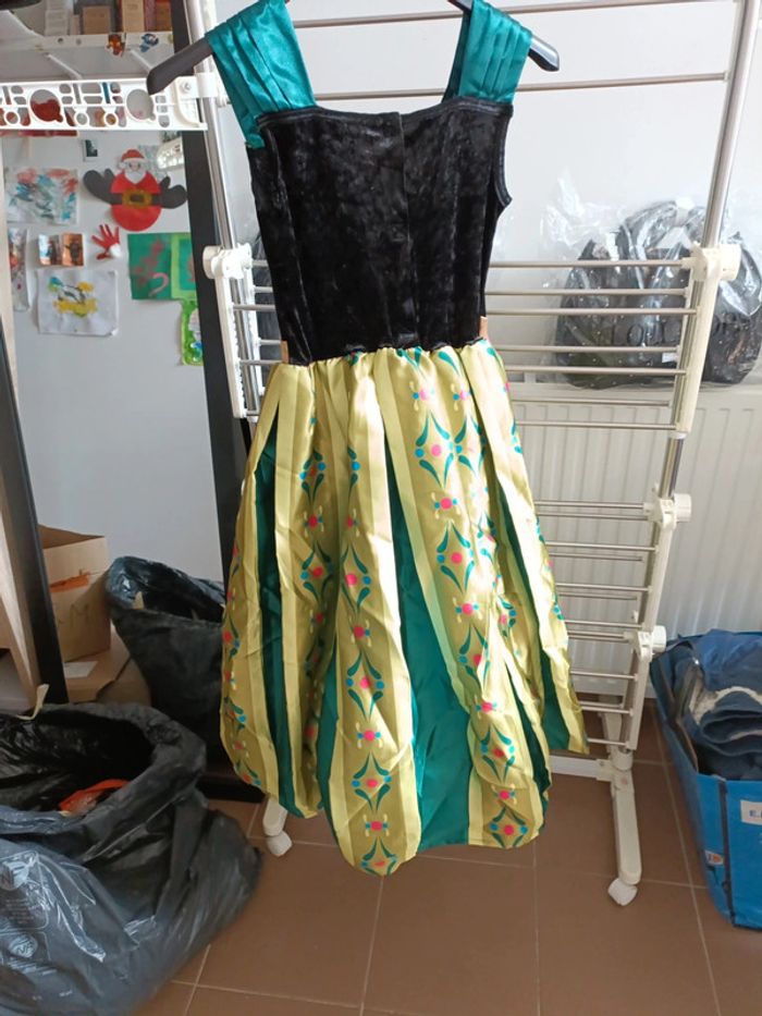 Robe déguisement Anna reine des neiges Disneyland Paris 12 ans - photo numéro 4