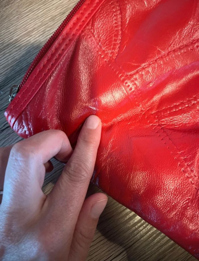 Lot de 2 sacs/pochettes rouges et noirs - photo numéro 3