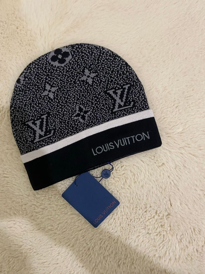 Bonnet - photo numéro 3