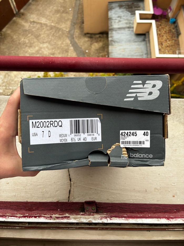 New Balance 2002R Cream  - Taille 40 - Neuves - photo numéro 7