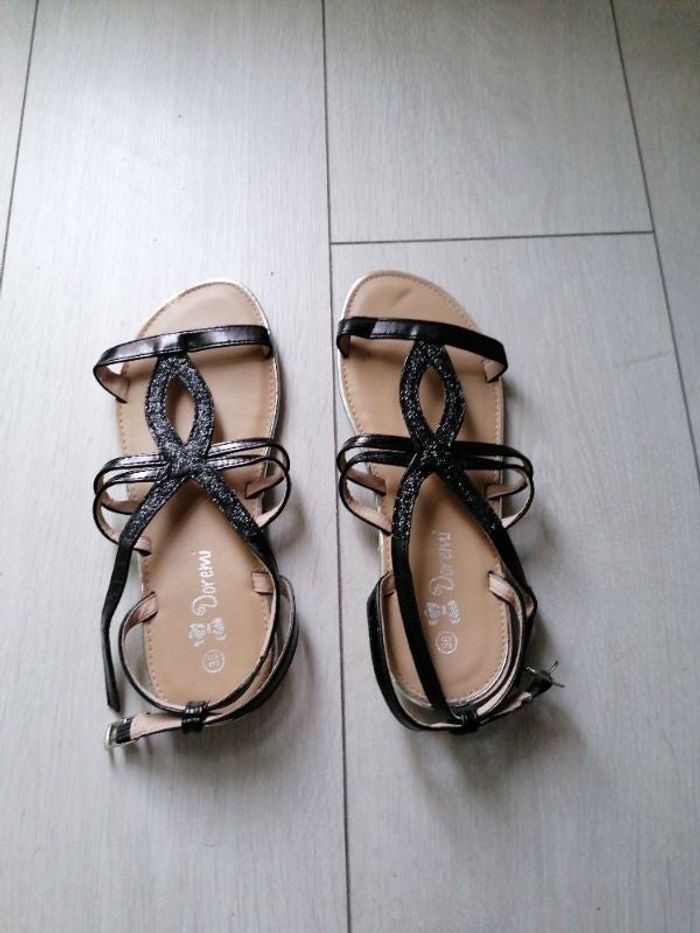Nus pieds