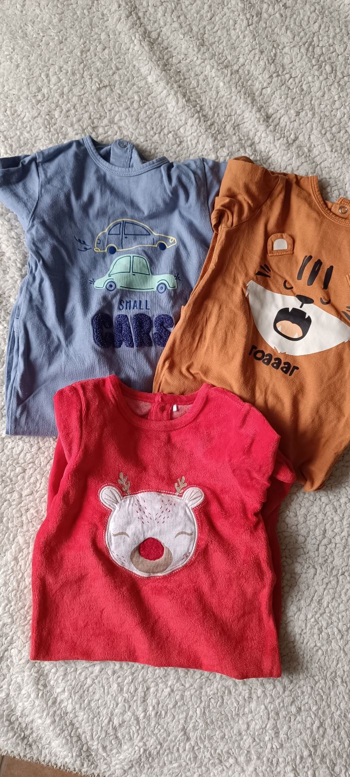 Lot de 3 pyjamas  taille 18 mois