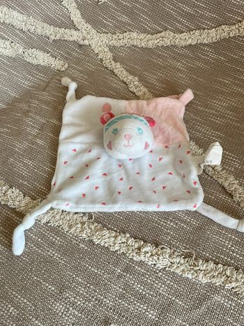 Peluche doudou plat 21cm Siplec Leclerc Fabricado ours indien blanc et rose bleu très bon état