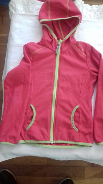 1 polaire à capuche fille 6 ans 