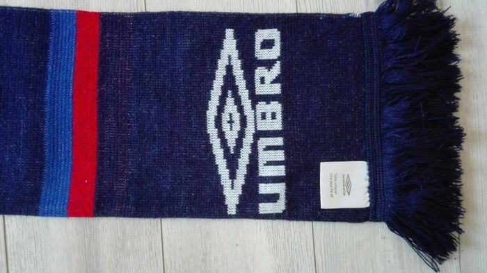 Écharpe supporter Olympique Lyonnais - photo numéro 5