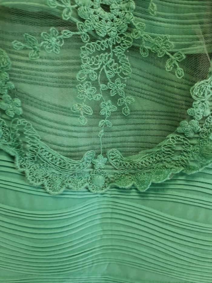 Robe courte dos ouvert - photo numéro 4