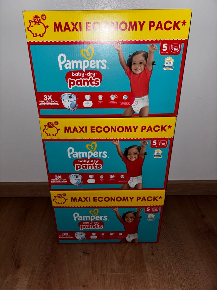 Lot de 3 Maxi Pack de 86 Couches Pampers  Baby-Dry Pants Culotte Neuf Dans L’emballage.