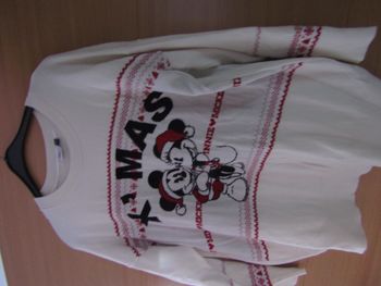 pull mickey minnie kiabi taille 50/52