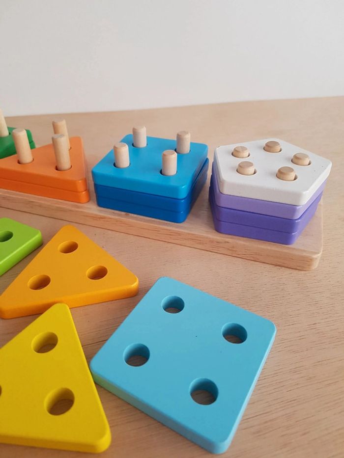 Boby puzzle encastrement bois formes et couleurs - photo numéro 7