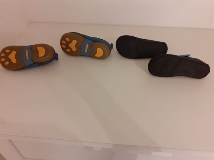 2 Paires de chaussons garçon pointure 23 - photo numéro 3