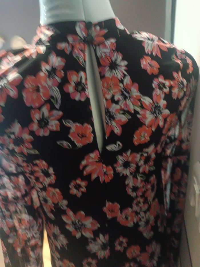 Robe femme t 38 - photo numéro 7