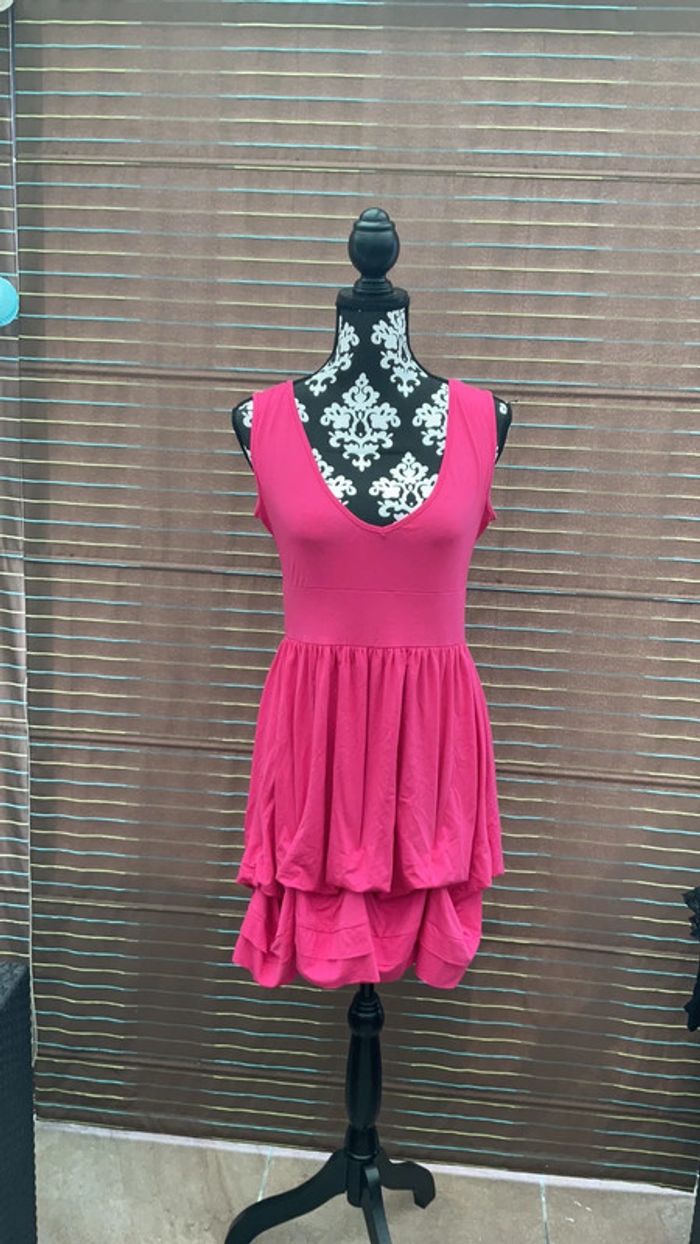 Tunique fuchsia à volants (n°45)