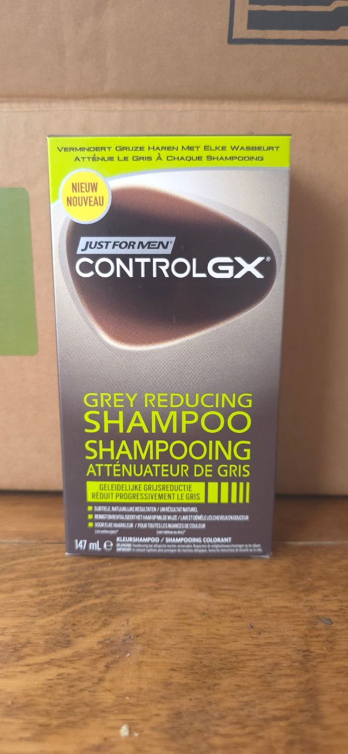 Shampoing réducteur de cheveux gris