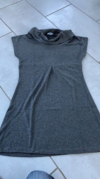 Robe avec col roulé