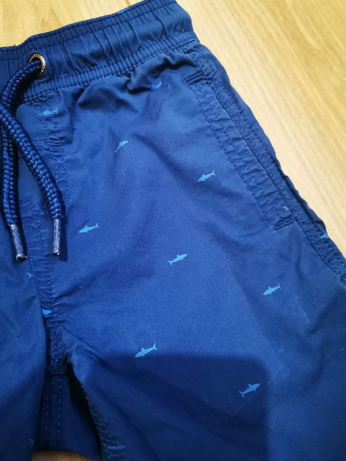 Short élastique collection 2020 kiabi 4 ans requins - photo numéro 4