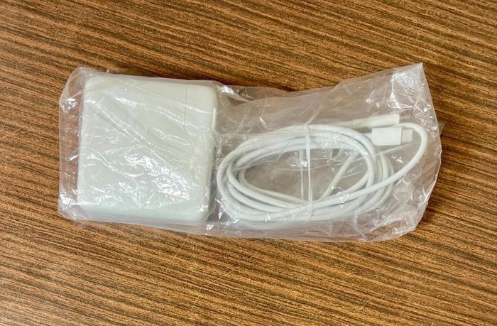 Apple MacBook Pro 2019 16" i9 64Go 1To - photo numéro 6