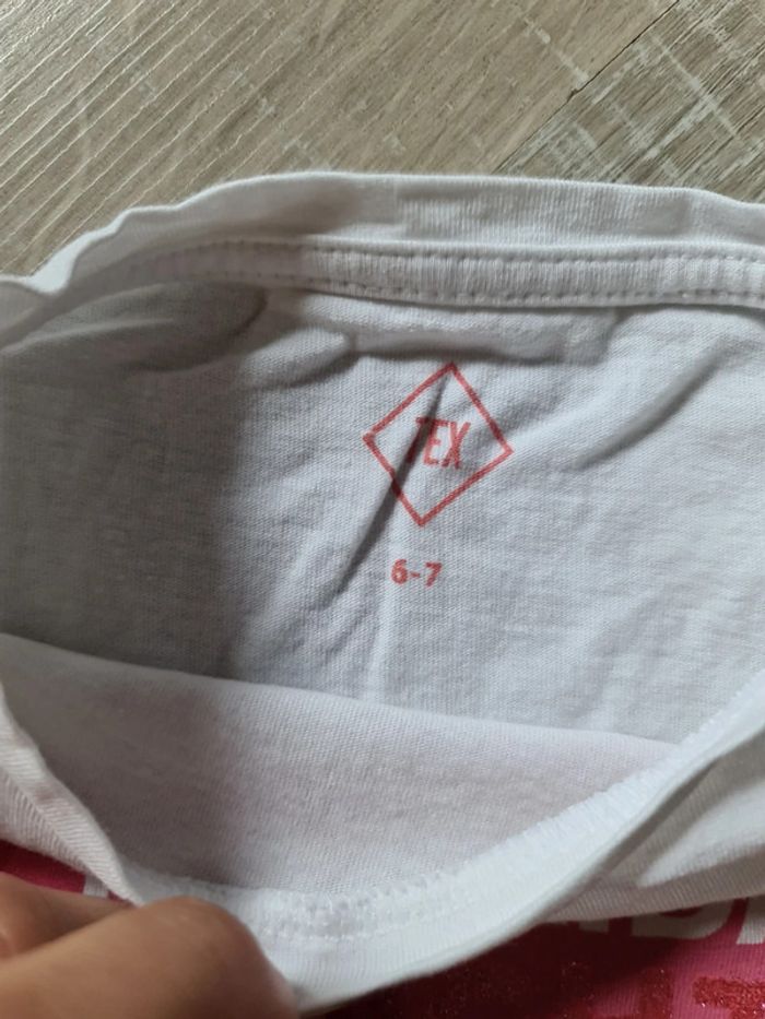 T shirt avec dessin chat - photo numéro 3