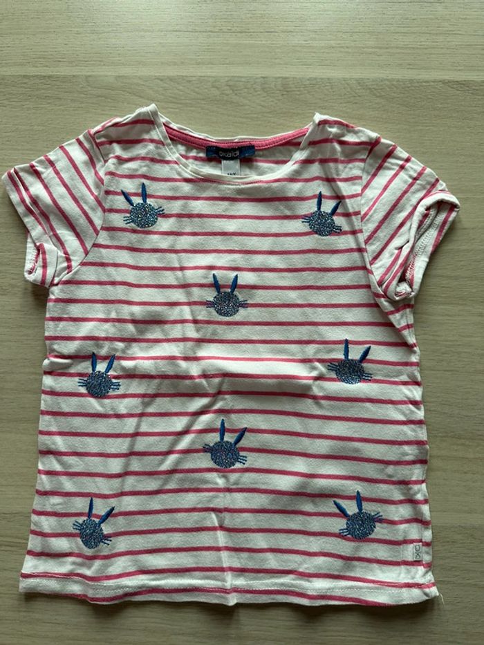T-shirt taille 6 ans