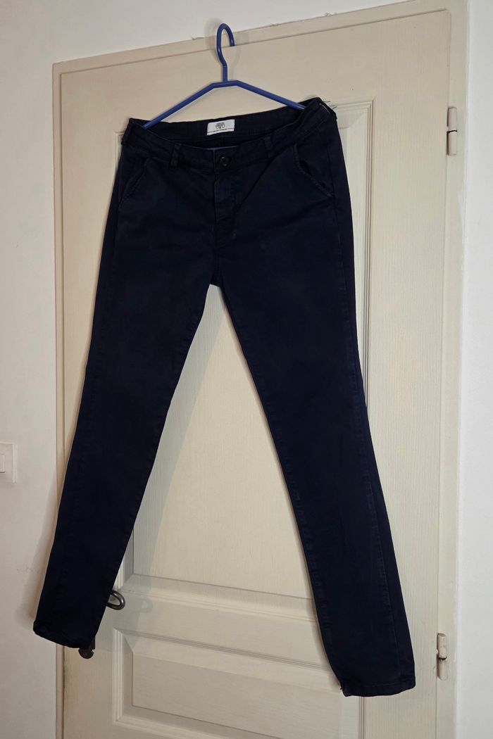 Pantalon Le Temps des Cerises T.29 (38/40 FR) – bleu marine – coupe slim chic – excellent état - photo numéro 5