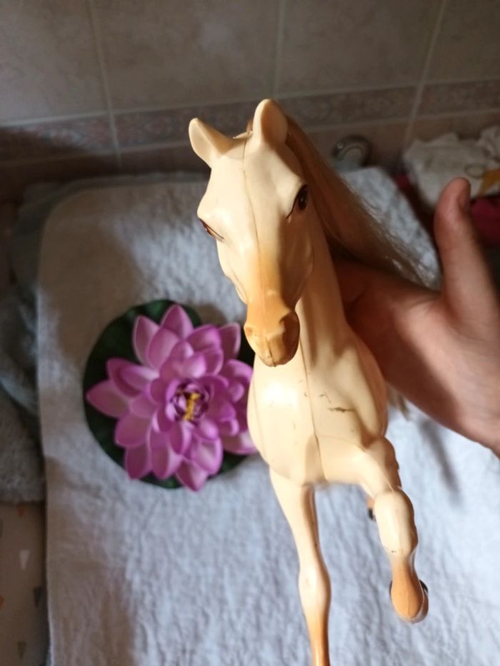 Cheval caleche raiponse 1998 barbie - photo numéro 10