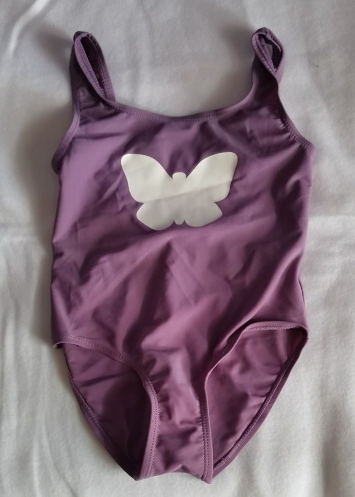 4 ans - Maillot de bain 1 pièce 🩱 avec papillon - photo numéro 3