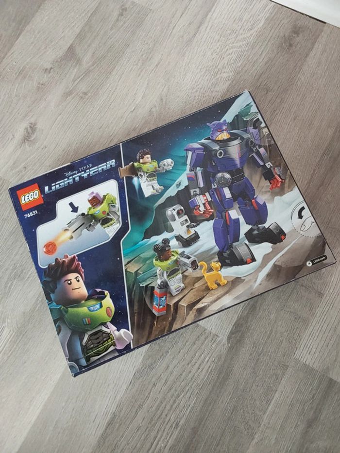 Lego Buzz Lightyear 76831 La bataille de Zurg 🌩 - photo numéro 2