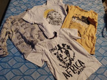 Lot de vêtements