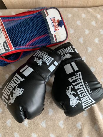 Gants boxe 🥊 anglaise junior Lonsdale😺