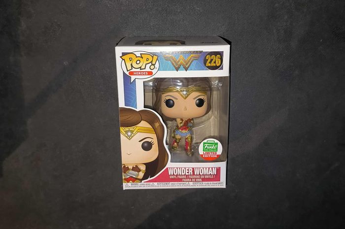 Figurine Funko Pop / Wonder Woman 226 / Dc Comics / Limited Edition