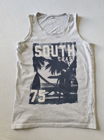 T-shirt sans manche taille 12ans