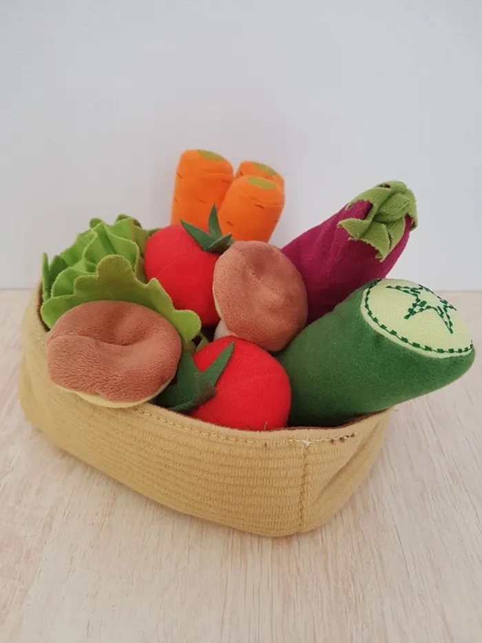 Panier en tissu et lot de légumes du potager - photo numéro 17