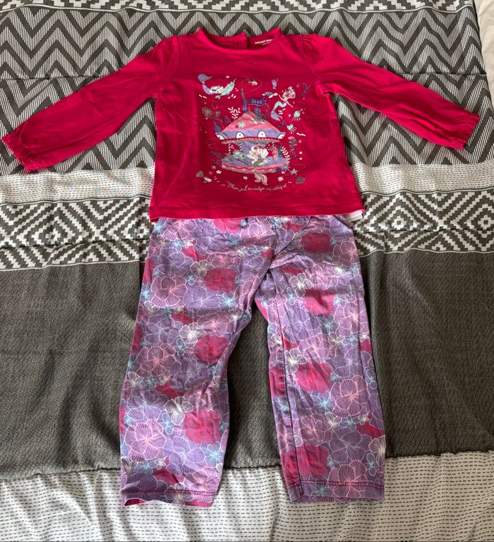 Pyjama fille 2 ans  92 cm sergent major