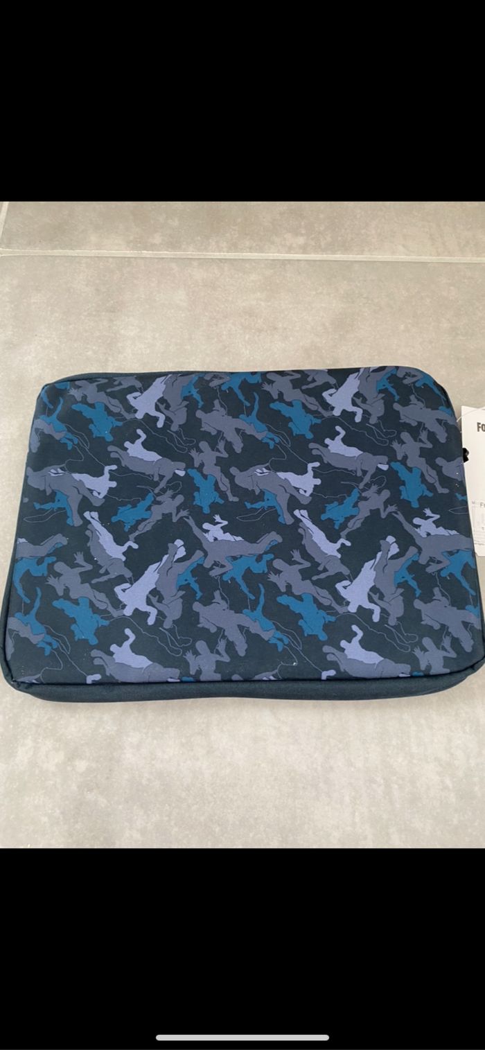 Housse pochette pour tablette Fortnite - photo numéro 9