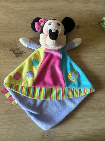 Doudou plat minnie circus mauve jaune rose rond Disney nicotoy